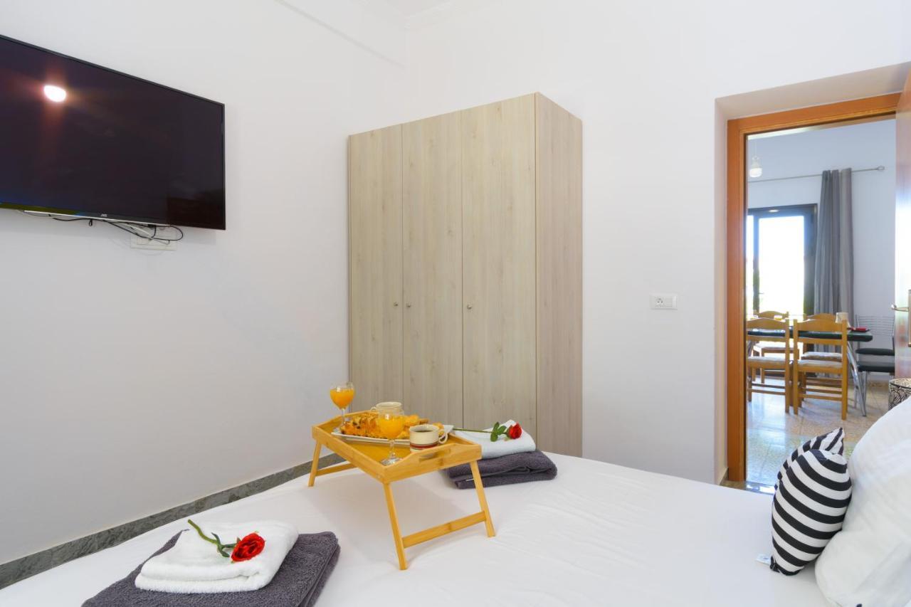 House For Families Near The Lake Agios Nikolaos Esterno foto
