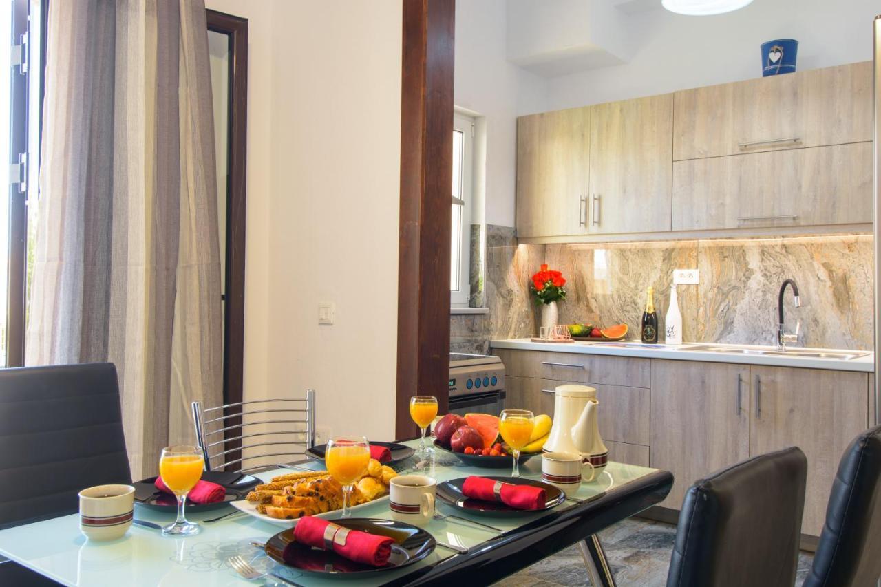 House For Families Near The Lake Agios Nikolaos Esterno foto